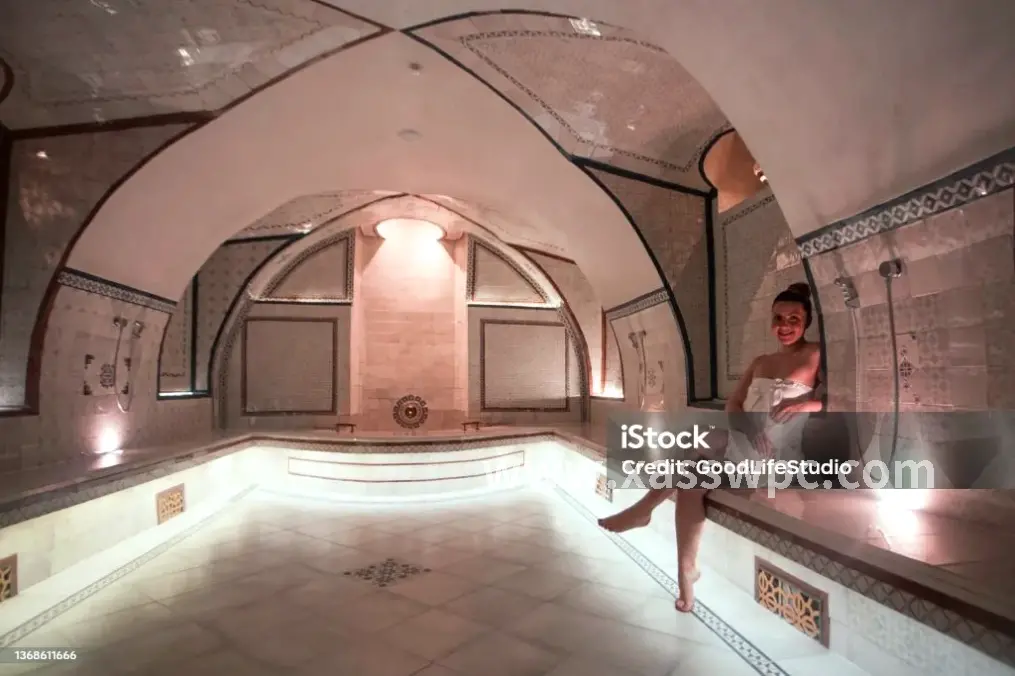 桑拿起源的古老场景